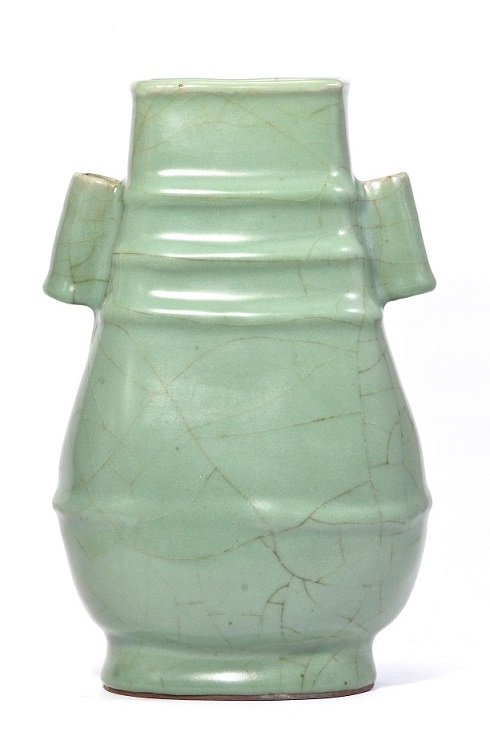 Longquan vase 