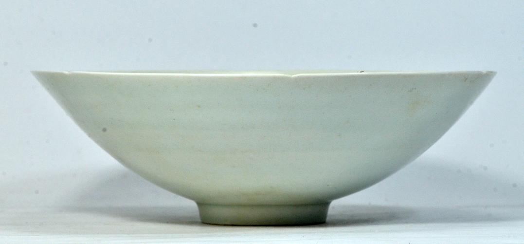 An Elegant Qingbai Bowl of Northern Song Dynasty