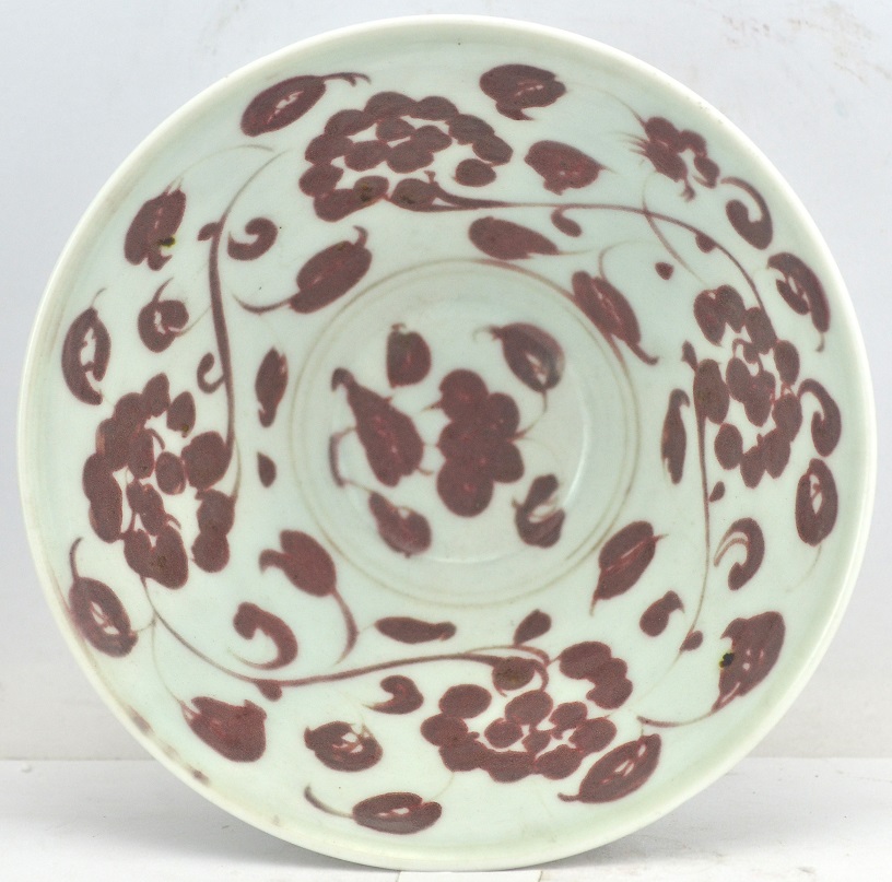 Red and white bowl, Ming Dynasty