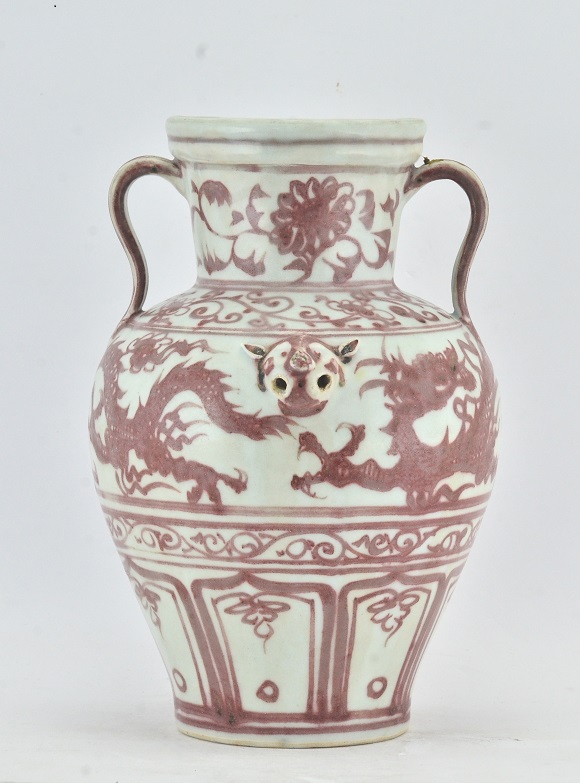 Red and white dragon vase